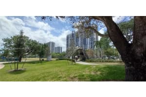 5300 NW 85th Ave APT 1111, Doral, FL 33166, Sold 06/15/23