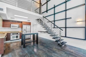 41 SE 5th St APT 316, Miami, FL 33131, Sold 07/28/23