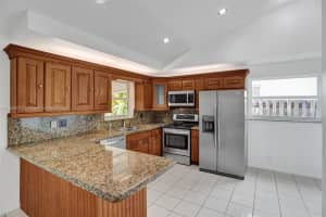 9330 NW 48th St, Sunrise, FL 33351, Sold 04/10/23