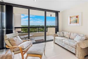 2555 Collins Ave APT 1710, Miami Beach, FL 33140, Sold 06/30/23