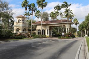 7925 NW 20th St, Hollywood, FL 33024, Sold 06/05/23
