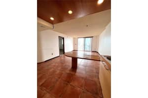 401 Ocean Dr, Miami Beach, FL 33139, Sold 05/26/23