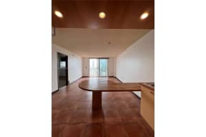 401 Ocean Dr, Miami Beach, FL 33139, Sold 05/26/23