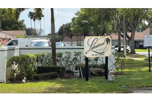 5526 Lakewood Cir S, Margate, FL 33063, Sold 06/08/23