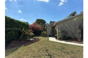 19960 NW 62nd Ave, Hialeah, FL 33015, Sold 05/04/23