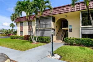 22805 SW 66th Ave, Boca Raton, FL 33428, Sold 04/26/23