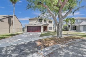 1301 SW 87th Way, Pembroke Pines, FL 33025, Sold 04/24/23