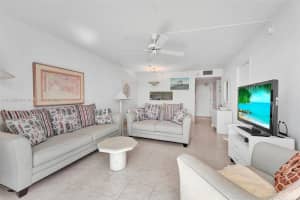 401 Ocean Dr, Miami Beach, FL 33139, Sold 05/31/23