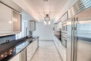 1331 Brickell Bay Dr APT 1011, Miami, FL 33131, Sold 06/30/23
