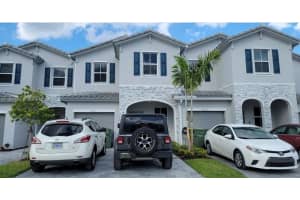 2611 SE 11th St, Homestead, FL 33035, Sold 10/11/23