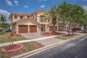 19315 SW 24th St, Miramar, FL 33029, Sold 09/13/23