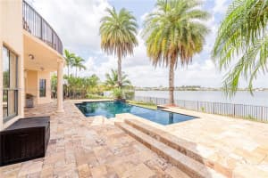 19315 SW 24th St, Miramar, FL 33029, Sold 09/13/23