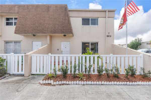 8070 NW 11th St, Margate, FL 33063, Sold 05/23/23