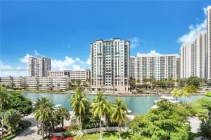100 Bayview Dr APT 504, Sunny Isles Beach, FL 33160, Sold 08/01/23