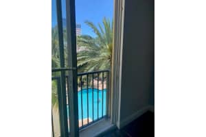 720 S Sapodilla Ave, West Palm Beach, FL 33401, Sold 04/19/23