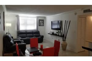 606 W 81st St APT 120, Hialeah, FL 33014, Sold 05/24/23
