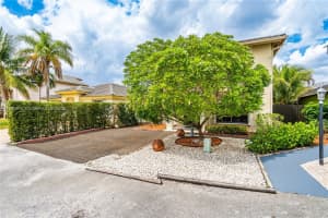 5259 NW 186th Ln, Miami Gardens, FL 33055, Sold 09/07/23