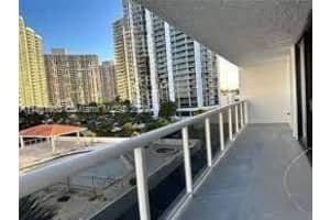 20505 E Country Club Dr APT 534, Aventura, FL 33180, Sold 06/08/23
