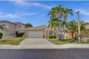 217 W Riverbend Dr, Sunrise, FL 33326, Sold 04/28/23