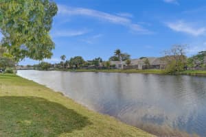 217 W Riverbend Dr, Sunrise, FL 33326, Sold 04/28/23