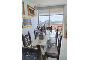300 South Pointe Dr APT 903, Miami Beach, FL 33139, Sold 01/12/24