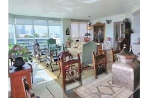 300 South Pointe Dr APT 903, Miami Beach, FL 33139, Sold 01/12/24