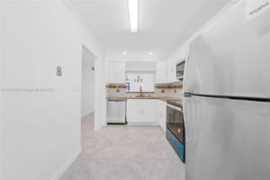 430 Commodore Dr, Plantation, FL 33325, Sold 05/19/23