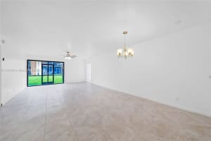 430 Commodore Dr, Plantation, FL 33325, Sold 05/19/23