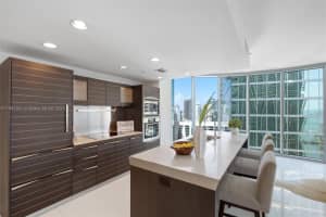 200 Biscayne Blvd Way APT 3601, Miami, FL 33131, Sold 01/25/24