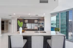 200 Biscayne Blvd Way APT 3601, Miami, FL 33131, Sold 01/25/24