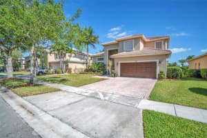 1521 NW 167th Ave, Pembroke Pines, FL 33028, Sold 06/01/23