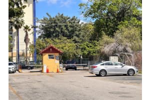 4721 NW 7th St, Miami, FL 33126, Sold 05/12/23