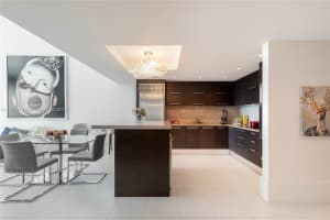 900 Biscayne Bay, 900 Biscayne Blvd, Miami, FL 33132, Sold 07/27/23