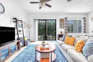 11607 SW 13th Dr, Pembroke Pines, FL 33025, Sold 05/15/23