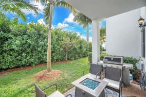 11607 SW 13th Dr, Pembroke Pines, FL 33025, Sold 05/15/23