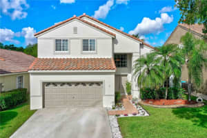 285 Cameron Dr, Weston, FL 33326, Sold 05/12/23