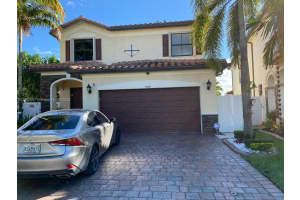 3406 W 88th St, Hialeah, FL 33018, Sold 05/18/23