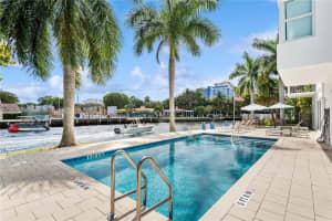 800 SE 4th St, Fort Lauderdale, FL 33301, Sold 05/03/23