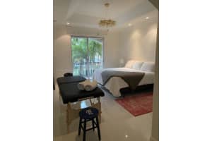 1382 Harbor View W, Hollywood, FL 33019, Sold 01/01/24
