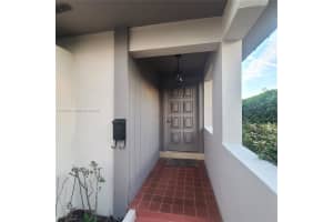 10642 SW 75th Ln, Miami, FL 33173, Sold 05/24/23