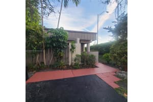 10642 SW 75th Ln, Miami, FL 33173, Sold 05/24/23