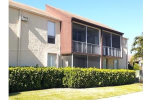 7173 Orange Dr, Davie, FL 33314, Sold 05/30/23