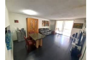 7173 Orange Dr, Davie, FL 33314, Sold 05/30/23