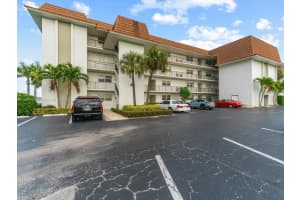 2936 Lake Shore Dr APT 402, Riviera Beach, FL 33404, Sold 07/13/23