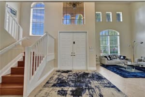 19235 S Gardenia Ave, Weston, FL 33332, Sold 05/15/23