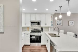 20400 W Country Club Dr APT 316, Aventura, FL 33180, Sold 05/16/23