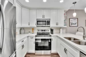 20400 W Country Club Dr APT 316, Aventura, FL 33180, Sold 05/16/23