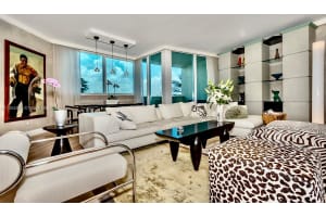 300 South Pointe Dr APT 604, Miami Beach, FL 33139, Sold 11/10/23