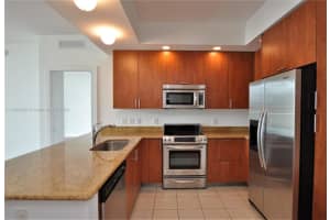 315 NE 3rd Ave APT 2004, Fort Lauderdale, FL 33301, Sold 08/10/23