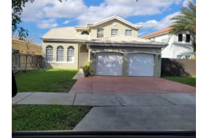 16319 SW 81st St, Miami, FL 33193, Sold 08/25/23